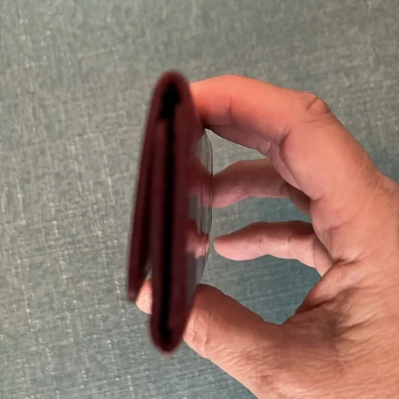 Louis Vuitton Red Vernis Key Holder, EUC - Picture 3 of 11